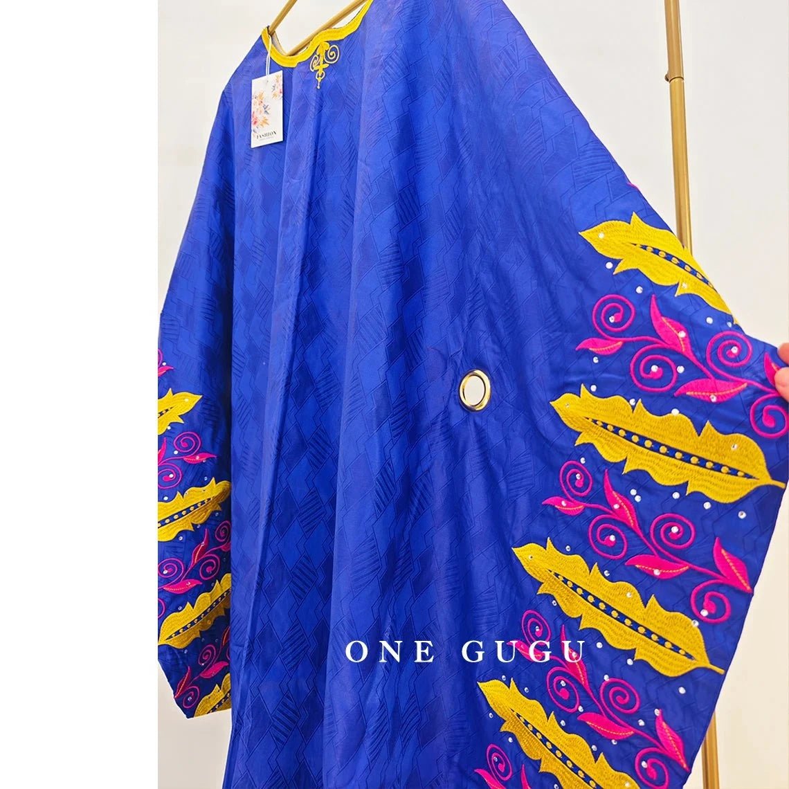 Elegant Royal Blue Bazin Riche Boubou: High-Quality African Dress for Women - Flexi Africa - Flexi Africa offers Free Delivery Worldwide - Vibrant African traditional clothing showcasing bold prints and intricate designs